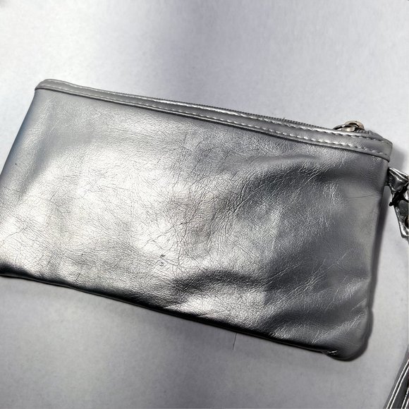 Dollhouse Pink Leopard Silver Glitter Wristlet Clutch - Picture 10 of 10